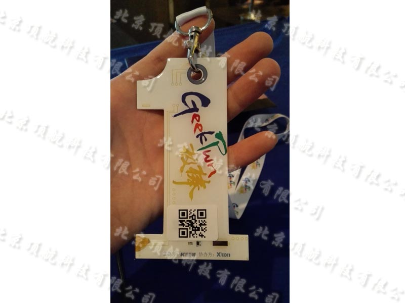 <p>GeekPwn(极棒)安全极客嘉年华堪称中国顶级黑客的大集结,所以在这次的签到工作上,保密性做的十分严格。首先此次会议采用了二维码会议签到系统,在会场所有的签到端都不允许连接网络,所以我们在现场搭建了一个离线服务器,提高了签到效率,同时将保密性做到最好。</p>
<p>其次,在用餐处设立了手持签到设备,每个人只允许进入餐厅一次,避免了重复用餐的情况。在此恭喜GeekPwn(极棒)安全极客嘉年华完满结束。</p>